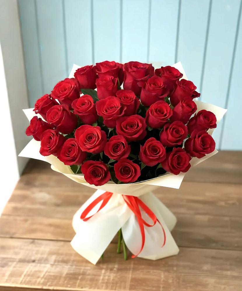 Букет 29 Красных роз в Трехгорку