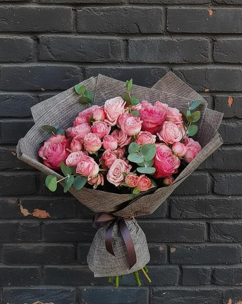 Букет цветов из: Розы в Трехгорку