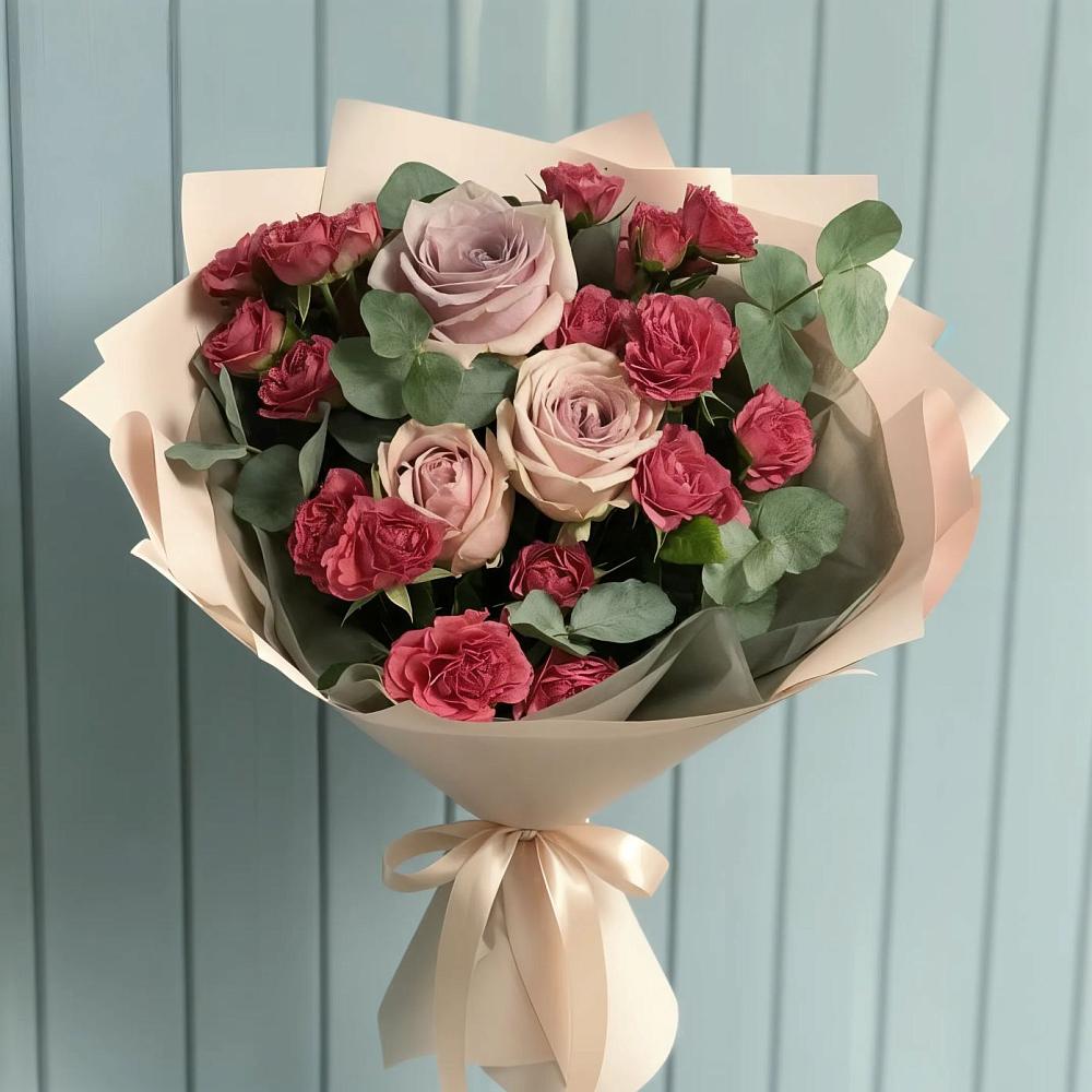 Букет цветов из: Гвоздики и Розы в Трехгорку