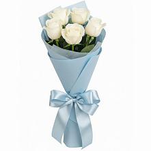Букет 5 Белых роз Проуд в Трехгорку