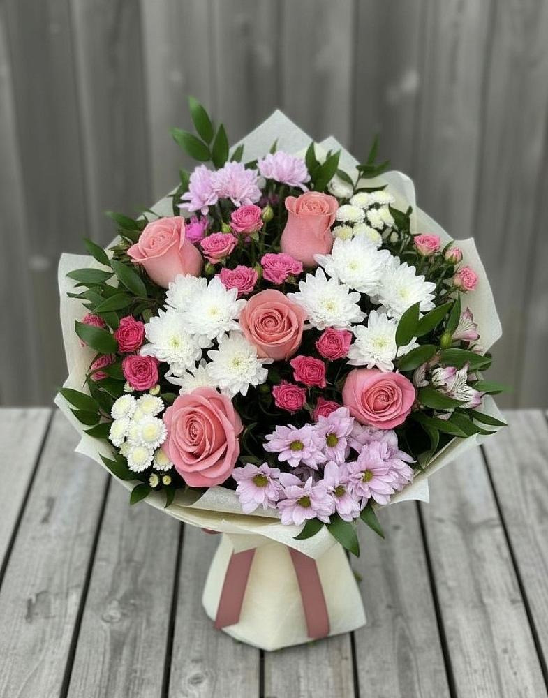 Букет цветов из: Альстромерии, Гвоздики, Розы и Хризантемы в Трехгорку