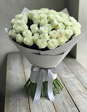 Букет 35 Белых роз в Трехгорку