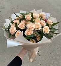 Букет Кремовые розы Латте в Трехгорку
