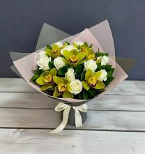 Букет цветов из:  Орхидеи и Розы в Трехгорку