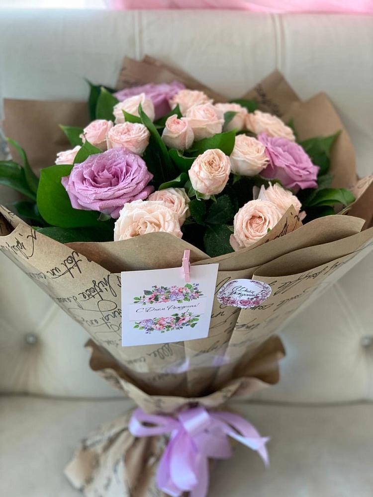 Букет цветов из: Розы в Трехгорку