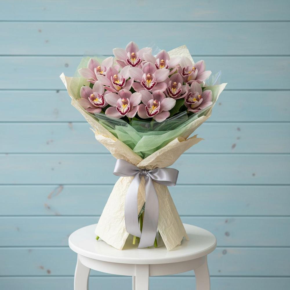 Букет цветов из: Орхидеи и Розы в Трехгорку