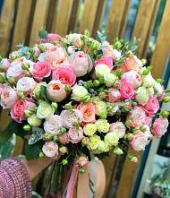 Букет цветов из:  Розы #REPLACE_PRED# Трехгорку
