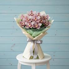 Букет цветов из:  Орхидеи и Розы #REPLACE_PRED# Трехгорку