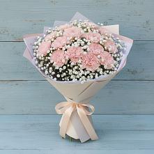 Букет цветов из:  Гвоздики в Трехгорку
