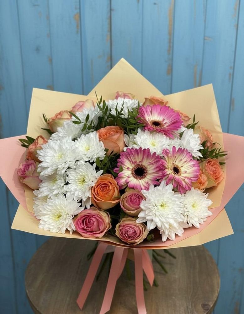 Букет цветов из: Розы, Герберы и Хризантемы в Трехгорку