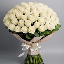 Букет 101 беля роза Белоснежка в Трехгорку