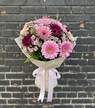 Букет цветов из:  Герберы и Хризантемы в Трехгорку