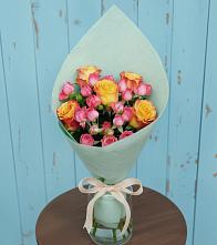 Букет цветов из:  Розы в Трехгорку