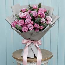 Букет цветов из:  Розы в Трехгорку
